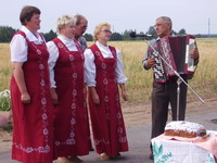 Песня труженникам полей